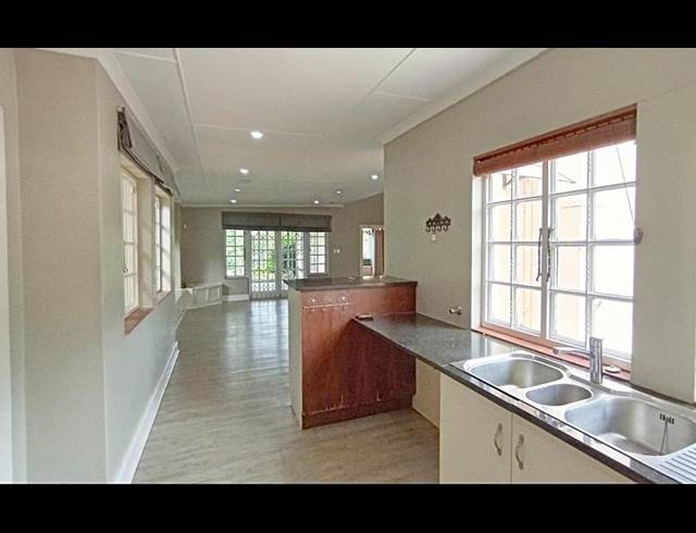 3 BEDROOM HOUSE FOR SALE IN WEMBLEY